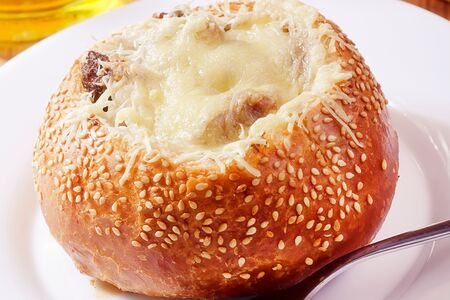 Жюльен с курицей и грибами