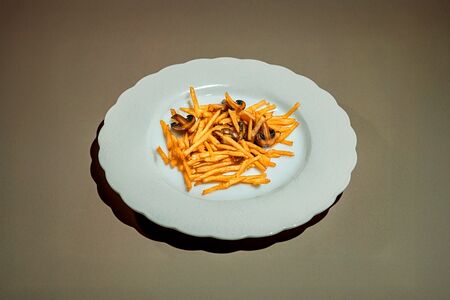 Картофель, жаренный с грибами