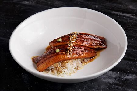 Угорь на гриле