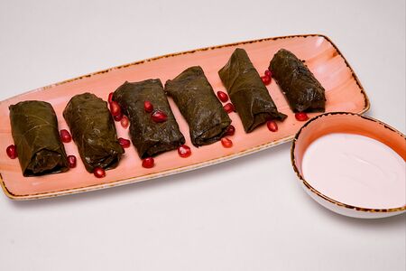 Долма на винoградных листьях