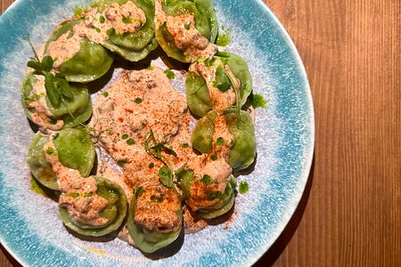 Пельмени куриные с сыром и шпинатом