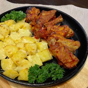 Рёбрышки свиные с соусом чили