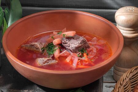 Борщ по-грузински с говядиной