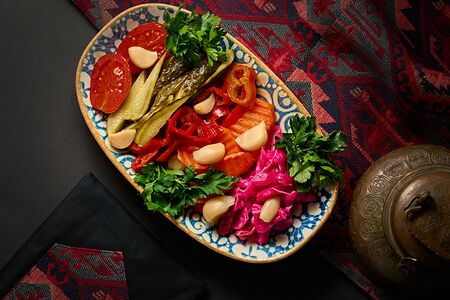 Ассорти домашних солений