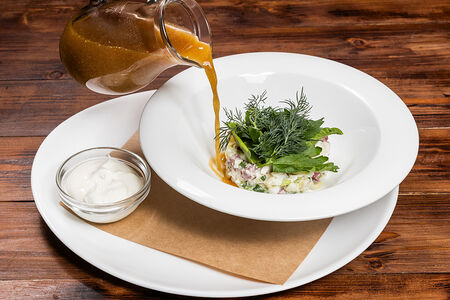 Окрошка с говяжьей грудинкой