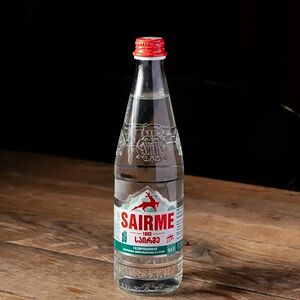 Вода минеральная Саирме с газом 