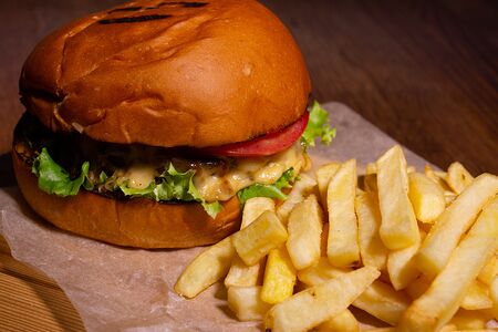 Мясной бургер