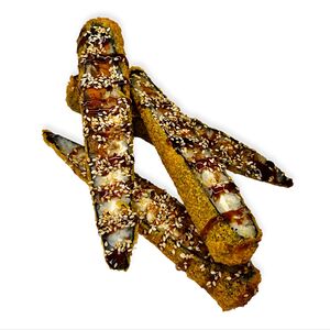 Стрипс max ролл с жареным лососем 