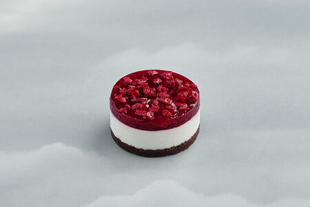 Пирожное Рикотти Вишня