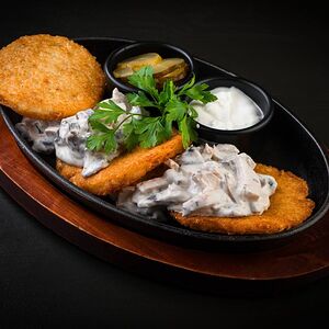 Драники с грудинкой