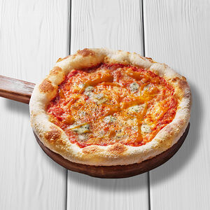 Четыре сыра с манговым чатни 23 см