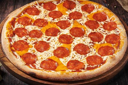 Пеперони D33 Пицца на тонком тесте