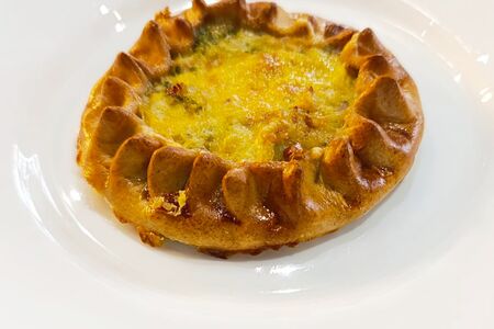 Калитка со шпинатом и сыром фета