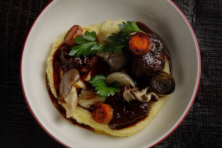 Бифбургеньон