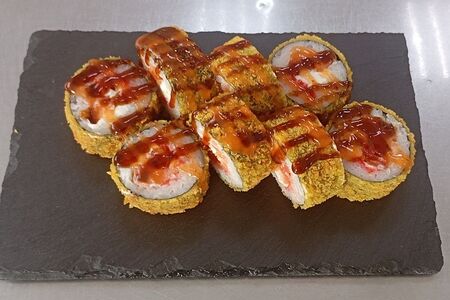 Хигаси с Лососем и Угрем