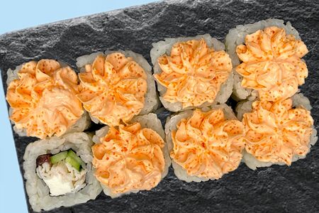 Ролл Лава с крабом