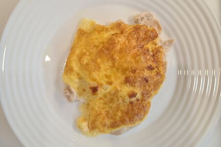 Куриное филе с ананасом и сыром