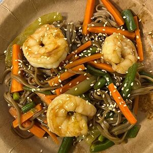 Соба с креветками 