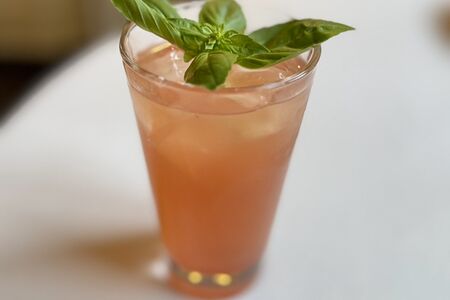 Лимонад Фейхоа-базилик