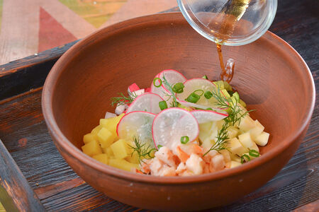 Окрошка с креветками 