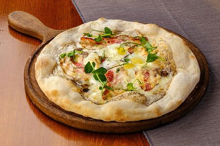 Пицца Трюфельная с Панчеттой