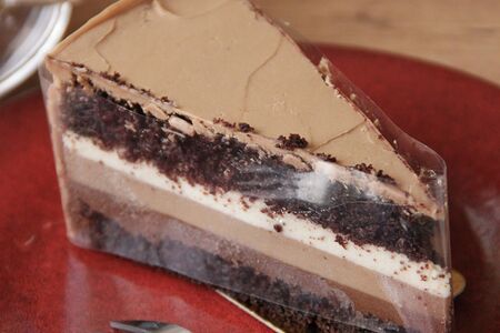 Три Шоколада