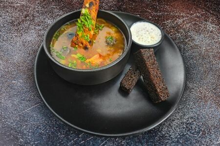 Солянка мясная