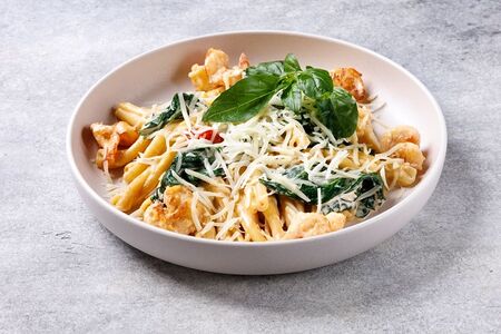 Паста (казаречче) сливочная с креветками