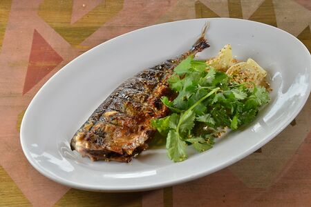 Копчёная скумбрия с бок-чой 