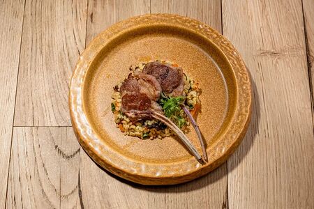 Каре ягненка с булгуром 