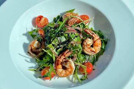 Руккола с креветками
