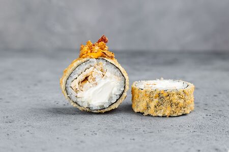 Ролл сливочный с курицей темпура