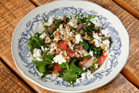   Летний салат с арбузом и дыней							