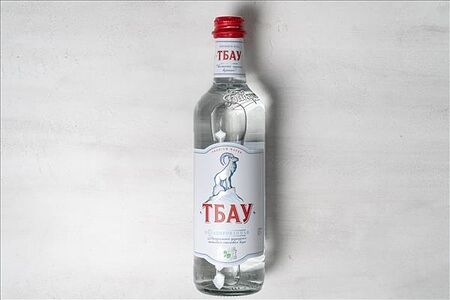 Вода Тбау