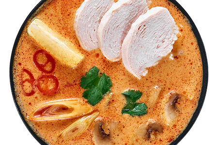 Том ям с курицей