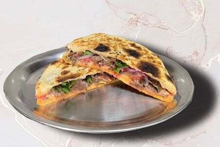 Шаурма из телятины в булочке