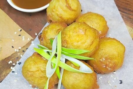 Три сыра - Бекон с манговым соусом