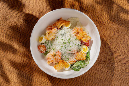 Цезарь с лангустинами