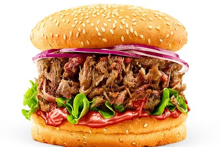 Бургер со рваной говядиной