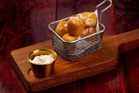 Сырные крокеты