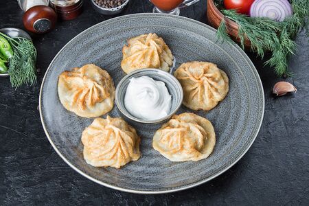 Манты жареные из говядины 