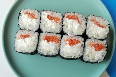 Сливочный лосось ролл