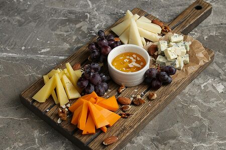 Сырная тарелка