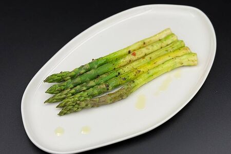 Спаржа гриль