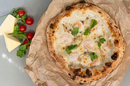 Пицца Креветки-вешенки 