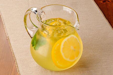Цитрусовый лимонад