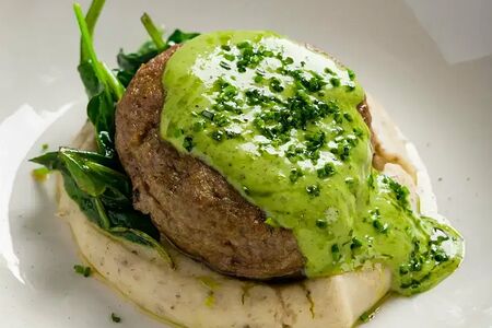 Стейк Аше из ягненка, картофельное пюре с трюфелем