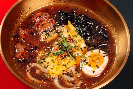 Рамен со свининой