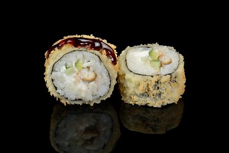 Горячий ролл с угрём