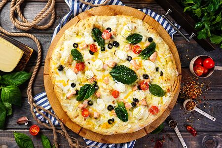 Пицца Нежный лосось 